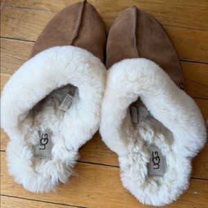 Ugg Slippers - US size 9